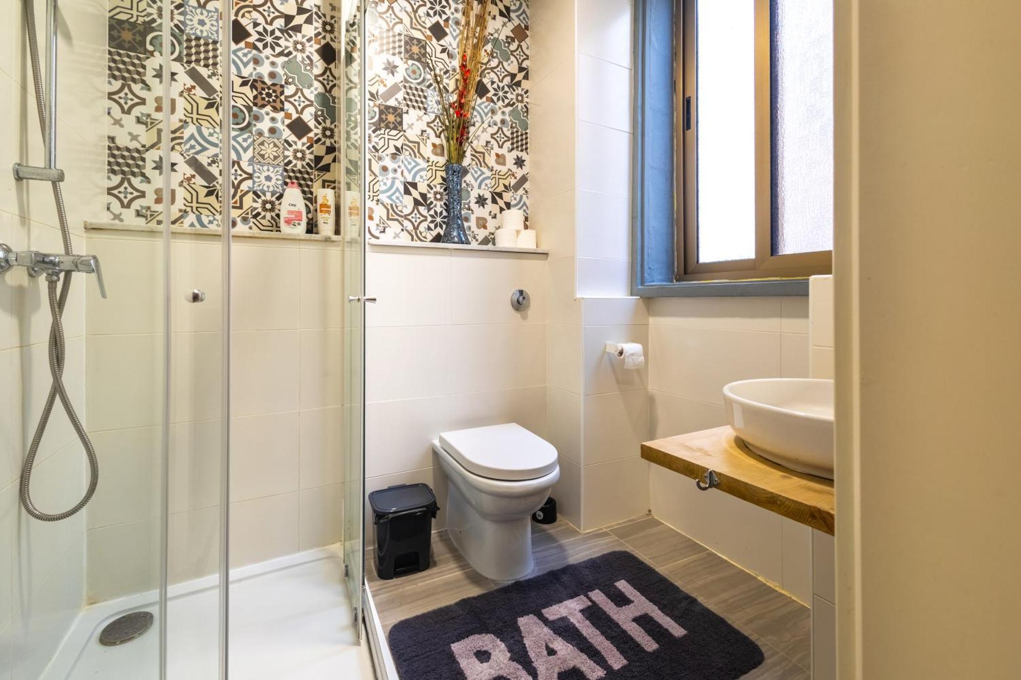Quiet Ensuite Budget Twin Room スリーマ エクステリア 写真
